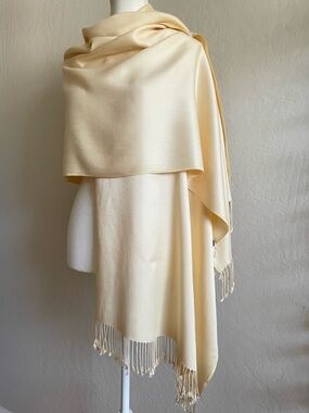 Ivory wrap